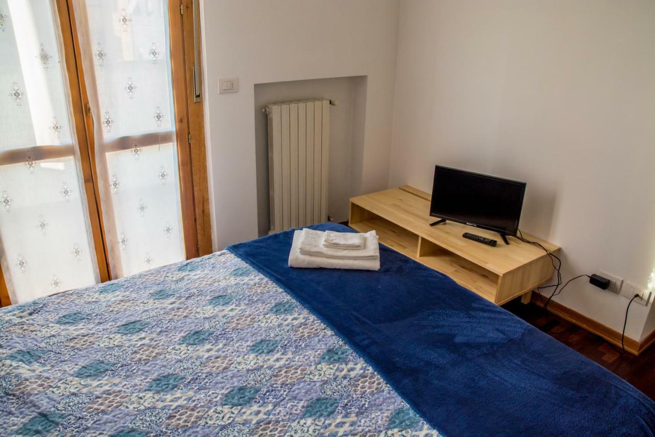New A Casa Da Ida Apartment Parma Bagian luar foto